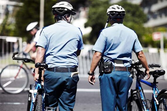 Uniform police cyclists and undercover police cyclist (photo: iStock)