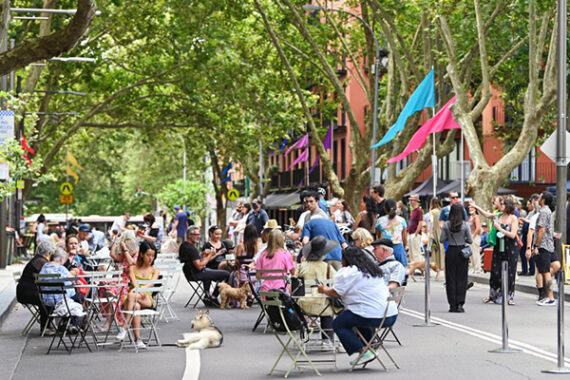 Life fills Macleay Street, Potts Point, during City of Sydney’s Summer Streets events in February 2022 (Image: Adam Hollingworth)