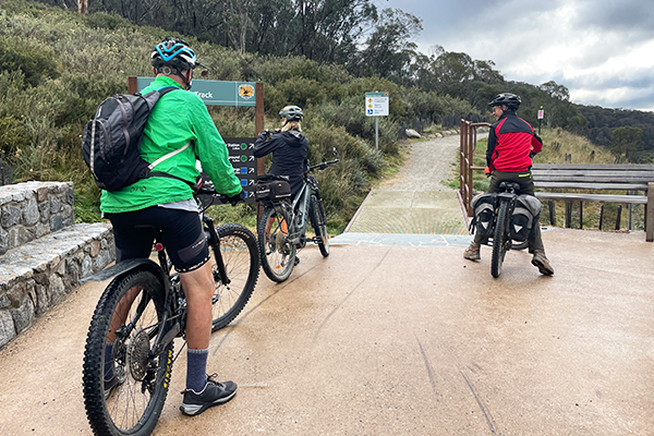 Shoalhaven BUG riders taking in the views of Thredbo 