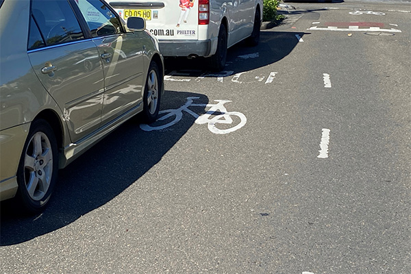 Painted bikes on roads do not a cycleway make. And nor is this.